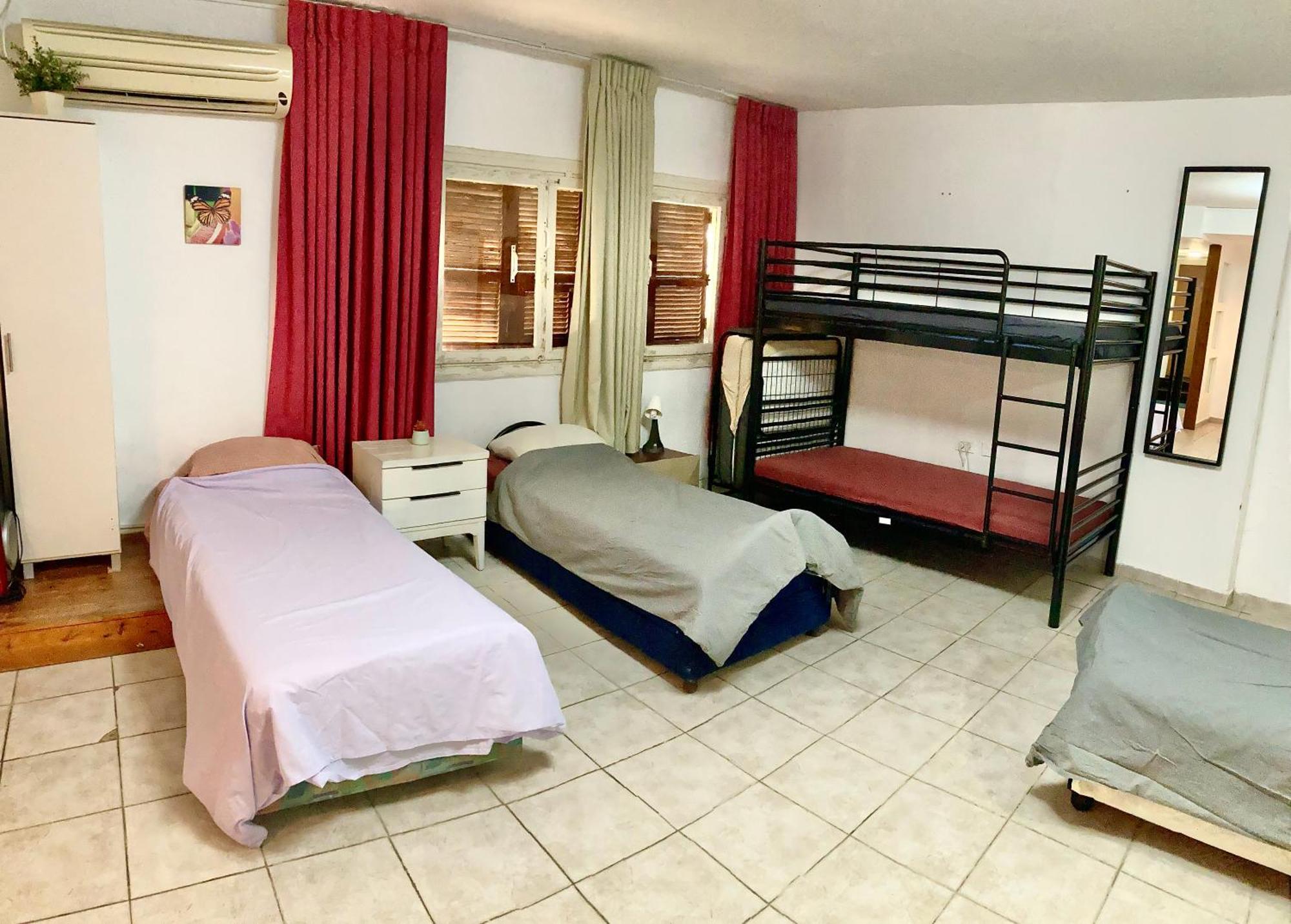 Dotan'S Boutique Guesthouse - By The Beach! เทลอาวีฟ ภายนอก รูปภาพ